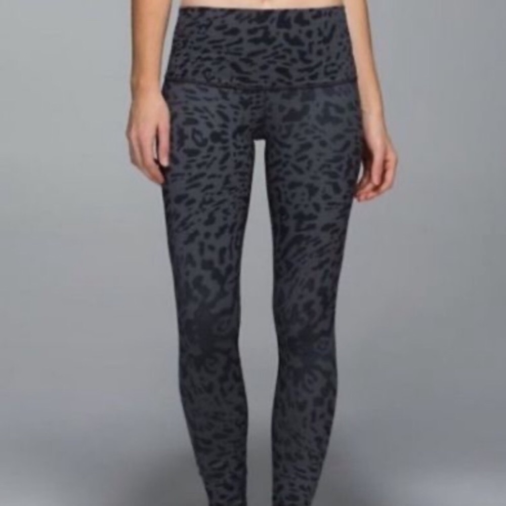 Lululemon super high waisted leopard leggings